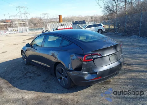 2021 Tesla Model 3 Long Range Dual Motor All-Wheel Drive z USA, uszkodzony, nr VIN 5YJ3E1EB0MF014826